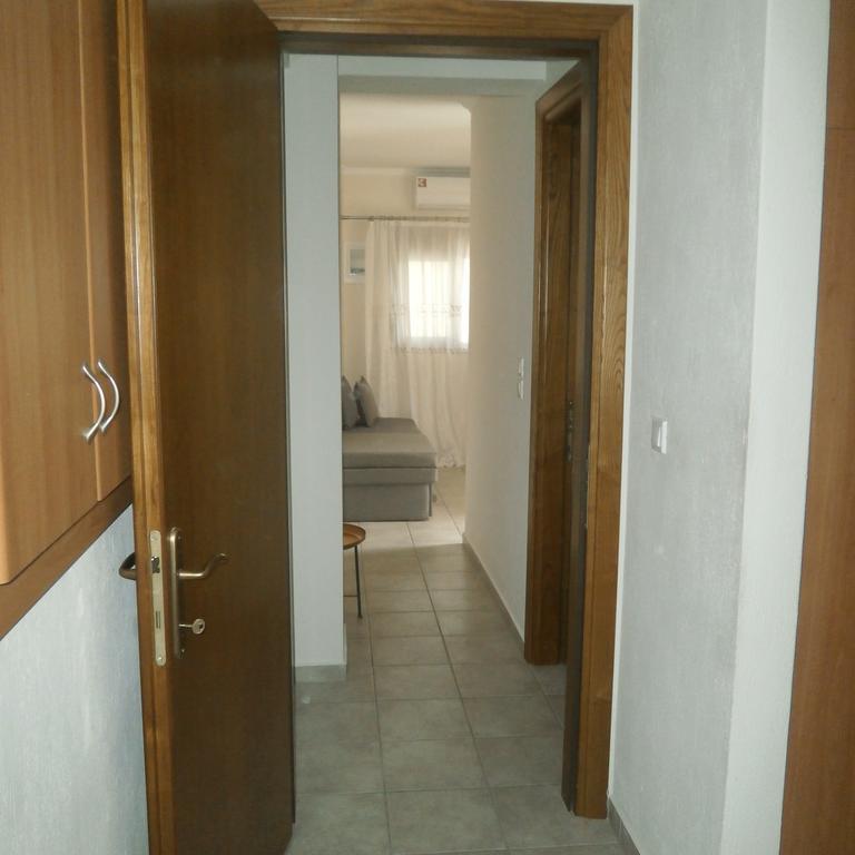 Daniela Apartments Неа-Рода Екстер'єр фото