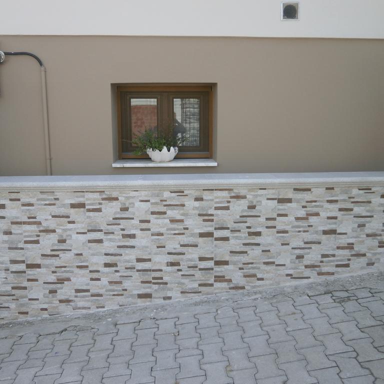 Daniela Apartments Неа-Рода Екстер'єр фото